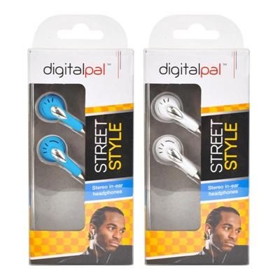 digital-pal-earhones-street-style_DIGITAL_PAL_EARHONES_STREET_STYLE_.jpeg